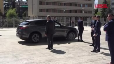 Ucraina, l'arrivo di Zelensky alla Conferenza sulla ricostruzione