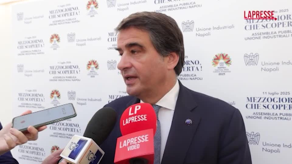 Ue, Fitto: "Voto su von der Leyen? Commissione continua a lavorare come prima" Ue, Fitto: "Voto su von der Leyen? Commissione continua a lavorare come prima"