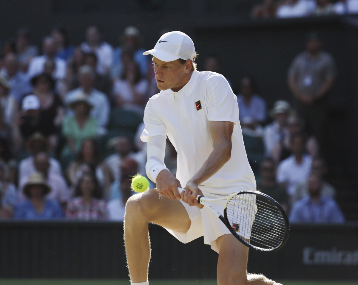 Wimbledon 2025: Sinner, Swiatek e i casi doping. Il Telegraph all’attacco Wimbledon 2025: Sinner, Swiatek e i casi doping. Il Telegraph all’attacco