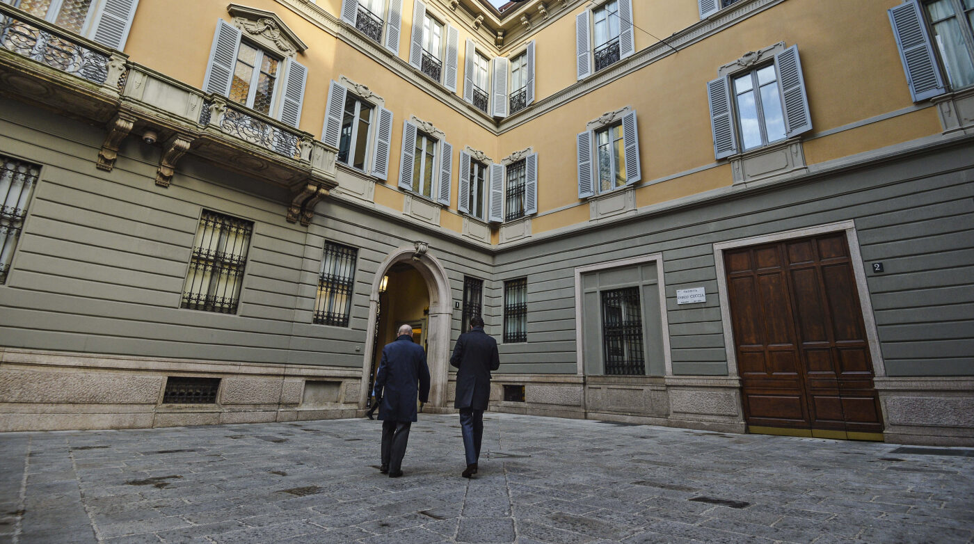 Mediobanca, il cda: “Offerta Mps ostile e prezzo non congruo”