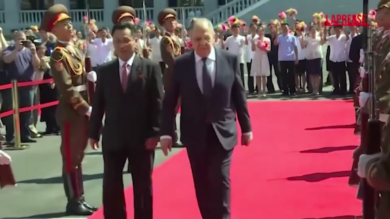 Nord Corea, Lavrov in visita incontra omologa Choe Son Hui