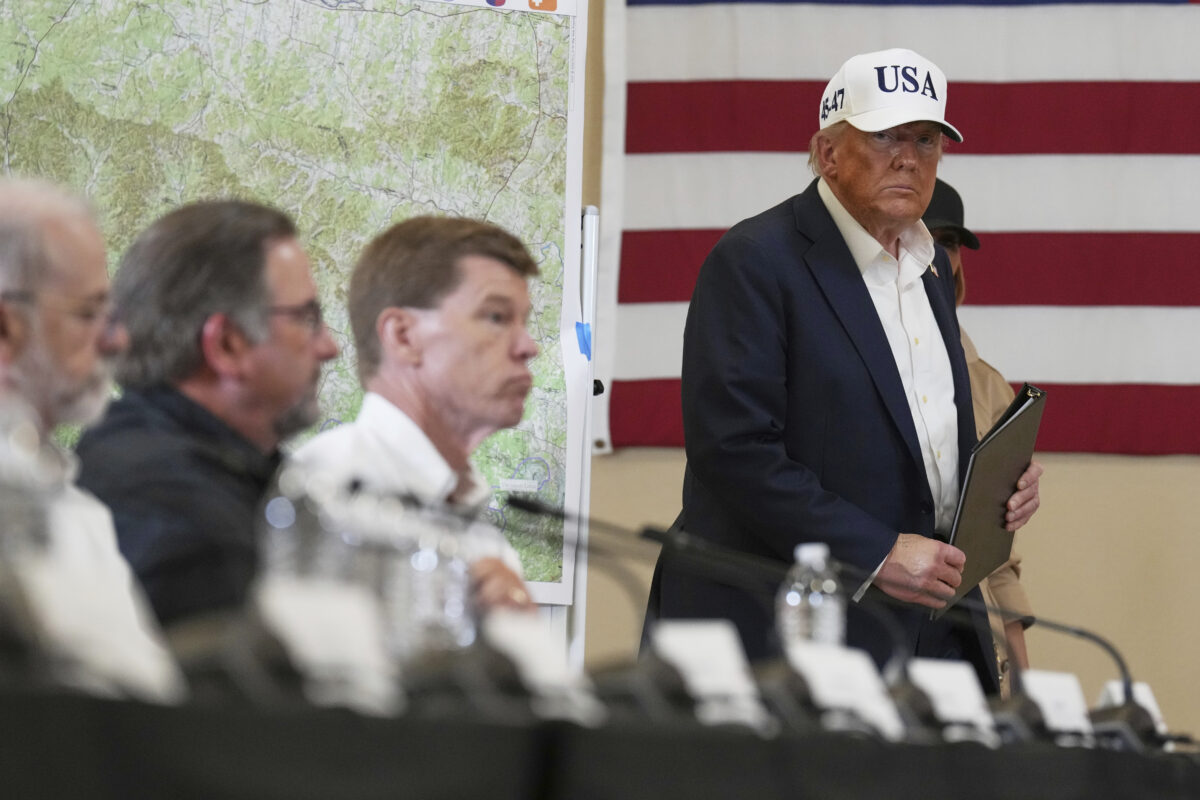 Dazi, Trump pubblica lettera all’Ue: tariffe al 30% dal primo agosto Dazi, Trump pubblica lettera all’Ue: tariffe al 30% dal primo agosto