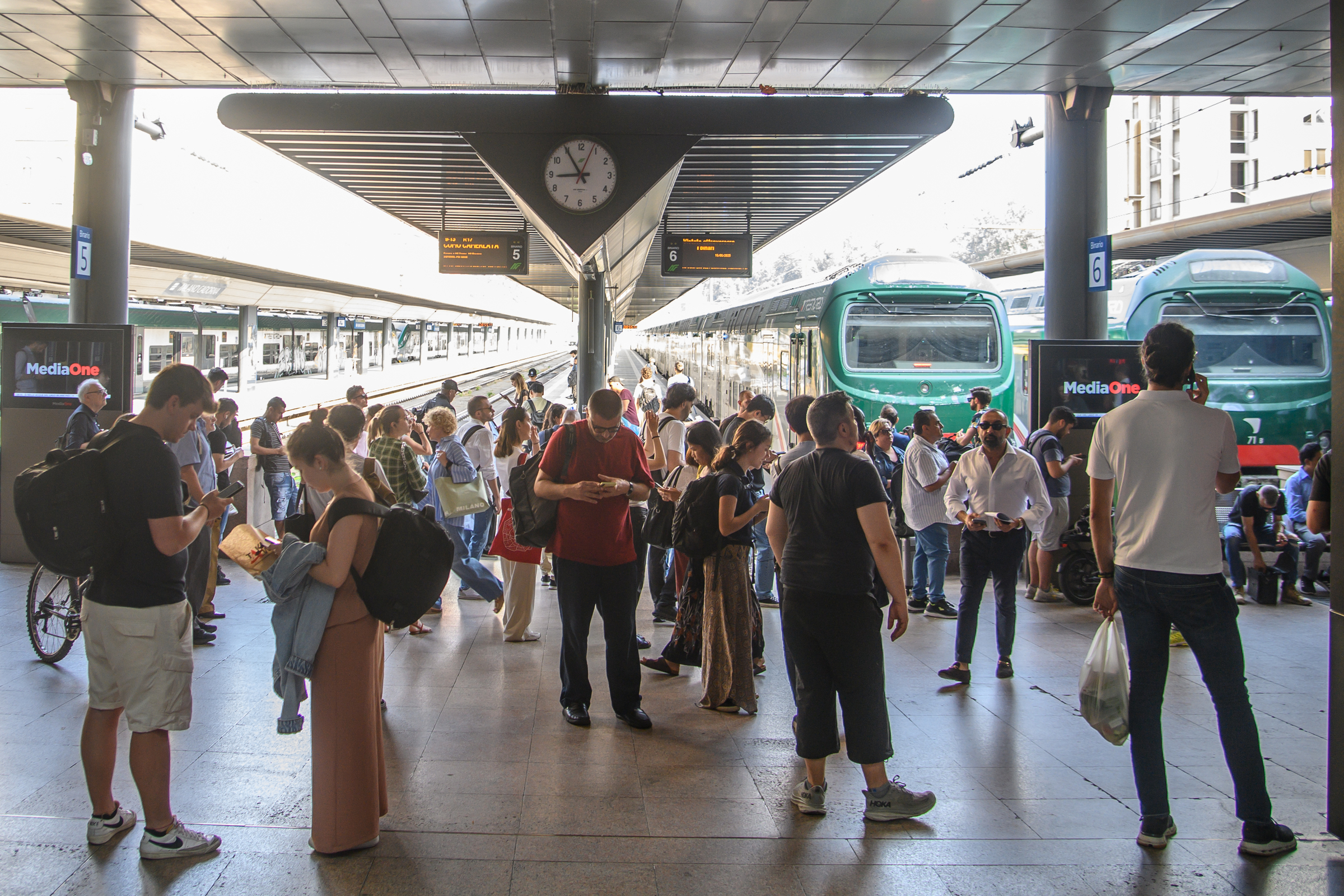 Treni, l’allarme del Codacons: “Cantieri allungano i tempi di percorrenza, quasi 6 ore per Roma-Milano”