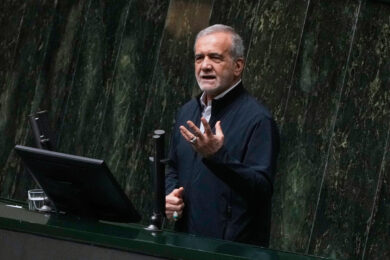 Iran, il presidente Pezeshkian ferito in raid Israele lo scorso giugno