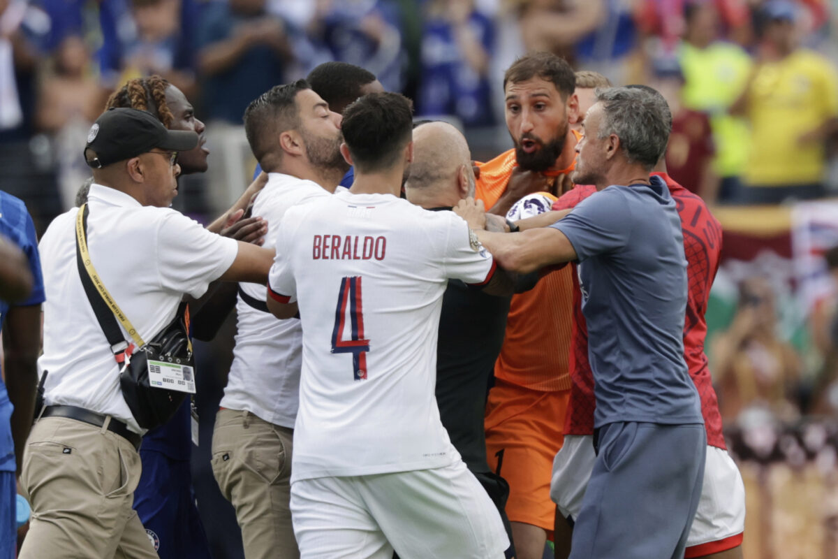 Galleria foto 'Mondiale per club 2025, la rissa tra Chelsea e Psg in 5 foto' - foto 4