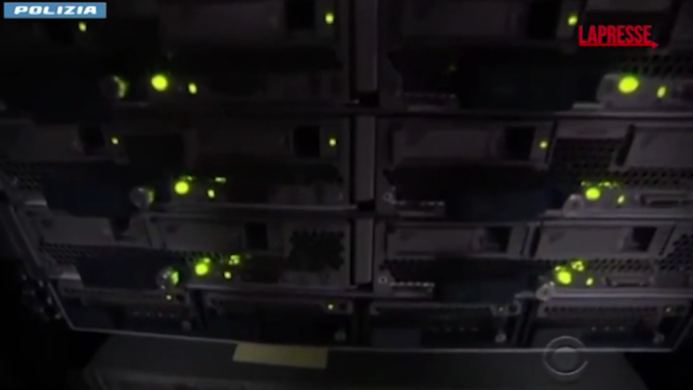 Milano: arrestato leader di una gang hacker rumena
