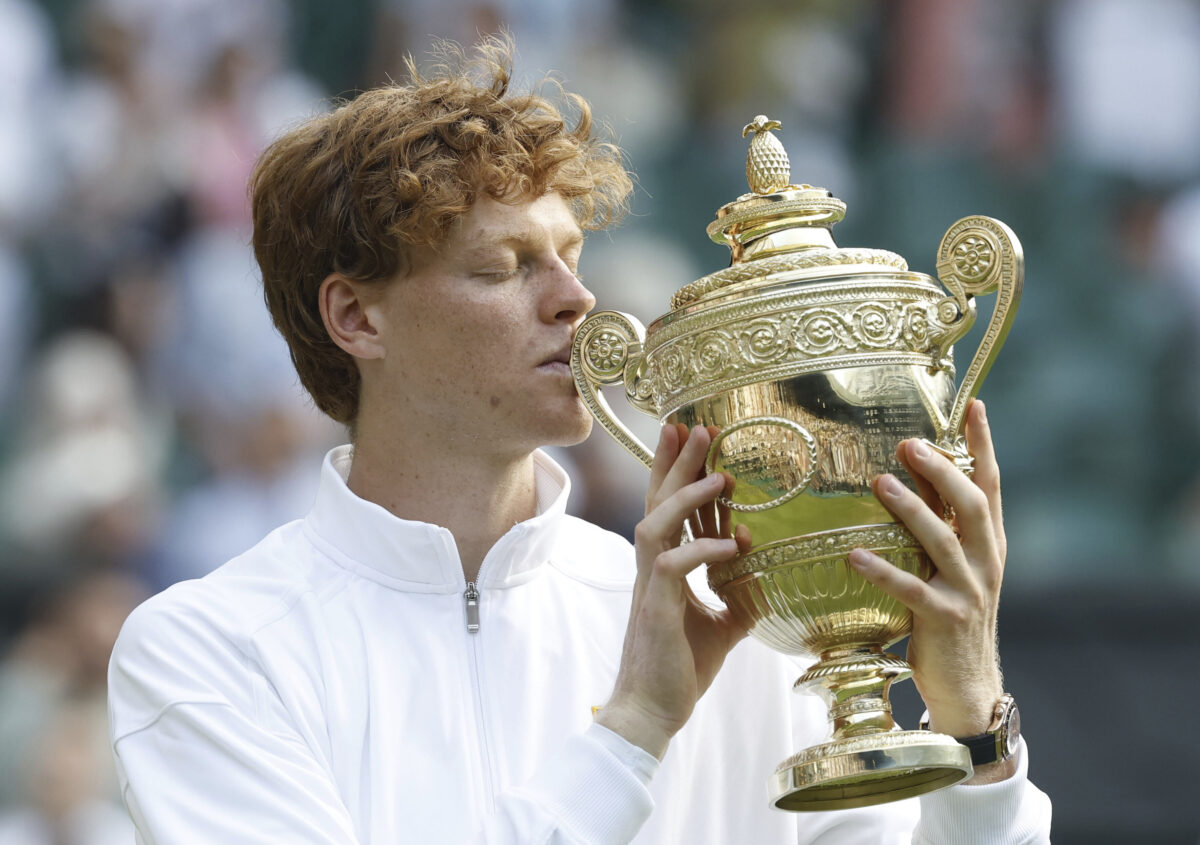 Wimbledon 2025: Sinner, Swiatek e i casi doping. Il Telegraph all’attacco Wimbledon 2025: Sinner, Swiatek e i casi doping. Il Telegraph all’attacco