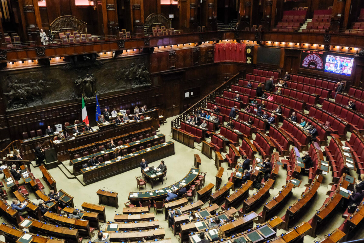 Vitalizi, giovedì la decisione della Camera sui ricorsi presentati da 900 ex deputati Vitalizi, giovedì la decisione della Camera sui ricorsi presentati da 900 ex deputati