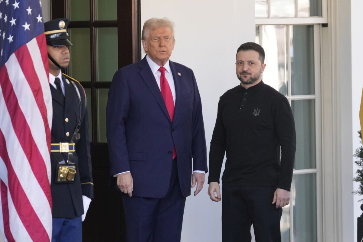 Ucraina, Zelensky sente Trump: discusse soluzioni per difesa
