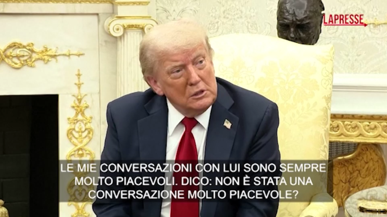 Ucraina, Trump: "Con Putin conversazioni piacevoli, ma poi bombarda le città…" Ucraina, Trump: "Con Putin conversazioni piacevoli, ma poi bombarda le città…"