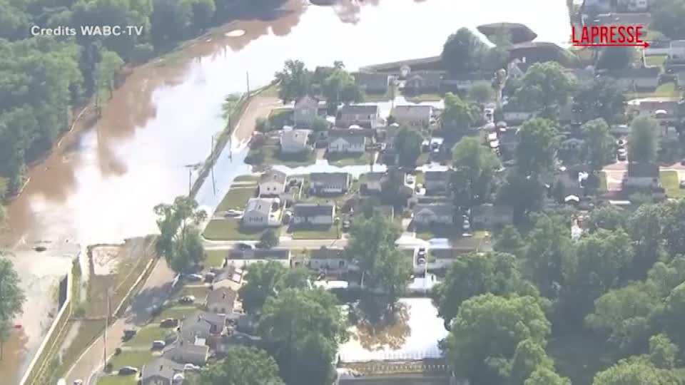 New Jersey, due morti per gli allagamenti: le immagini dall New Jersey, due morti per gli allagamenti: le immagini dall