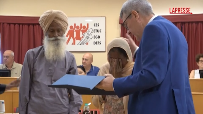 Satnam Singh, la commozione dei genitori nella sede CGIL: “Mai più altri Satnam in Italia”