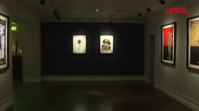 Londra, galleria d'arte espone i quadri di Johnny Depp