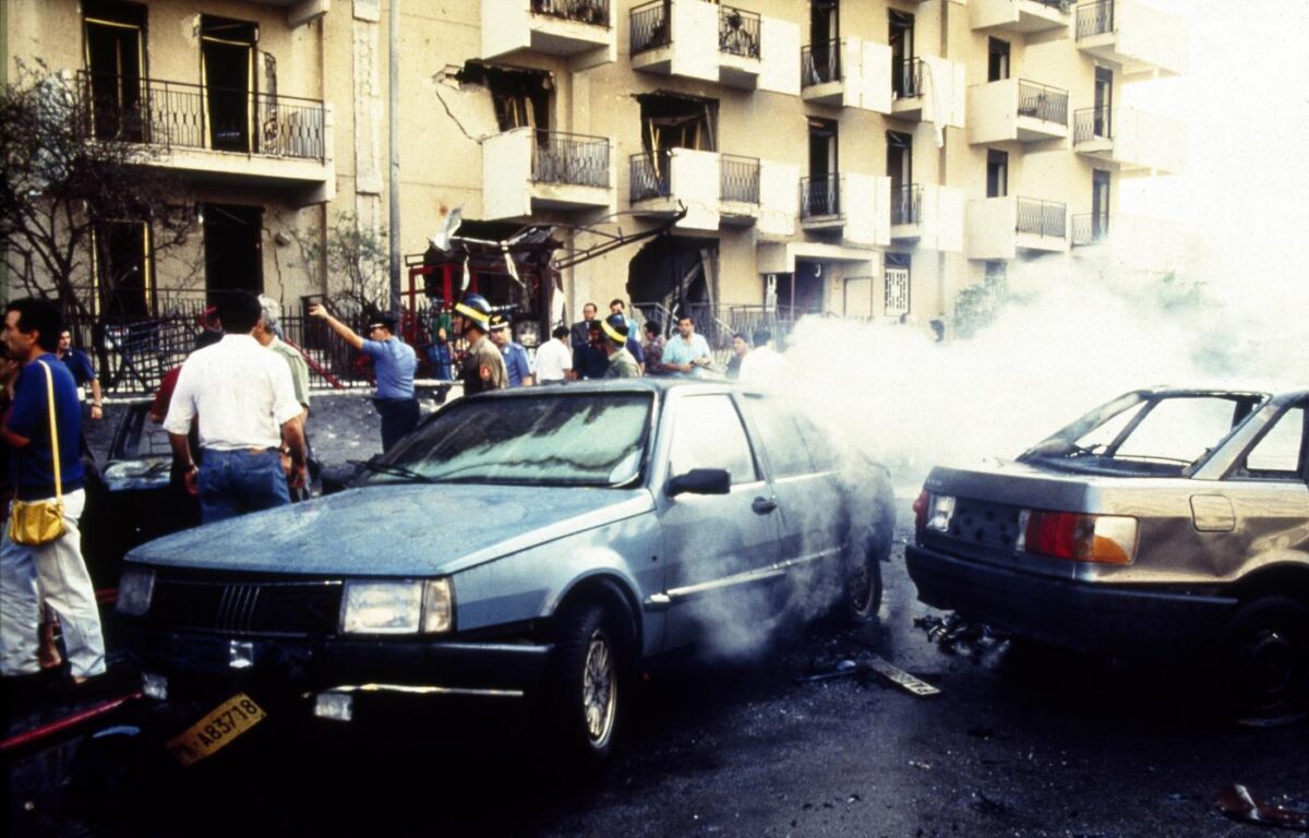 Galleria foto 'Paolo Borsellino, la strage di via d’Amelio in 10 foto' - foto 7