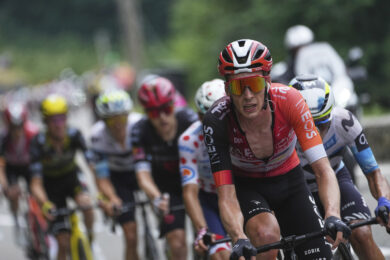 Tour de France 2025, Arensman vince la 14esima tappa