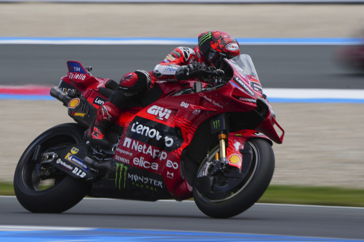 MotoGp 2025, Gp Repubblica Ceca: pole Bagnaia davanti a Marquez