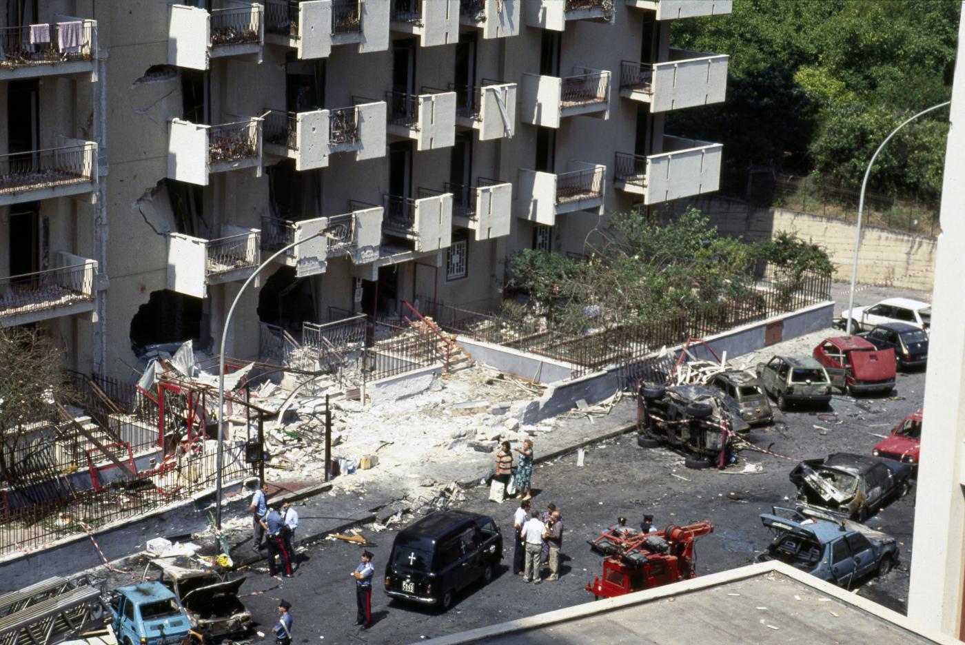 Paolo Borsellino, 33 anni fa la morte del giudice in Via D’Amelio. Il ricordo di Mattarella e Meloni Paolo Borsellino, 33 anni fa la morte del giudice in Via D’Amelio. Il ricordo di Mattarella e Meloni