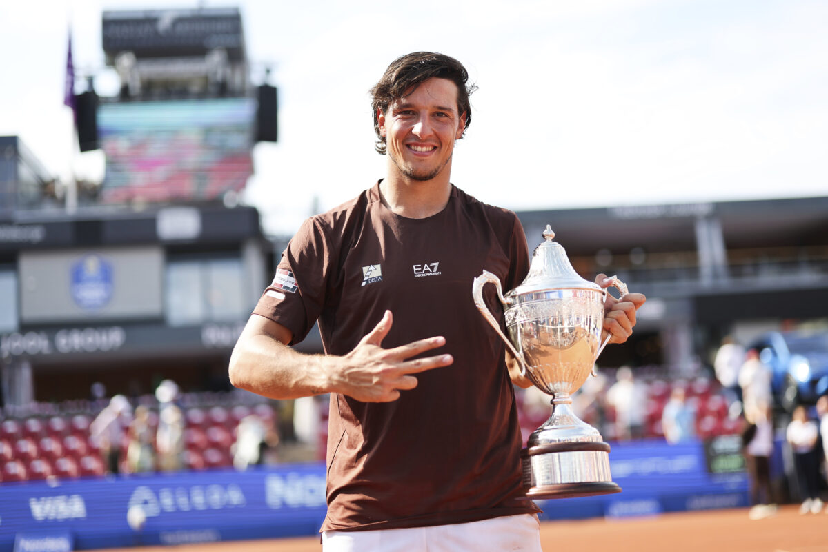 Atp Bastad, titolo a Darderi: De Jong sconfitto in tre set Atp Bastad, titolo a Darderi: De Jong sconfitto in tre set