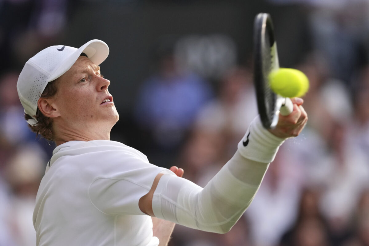 Sinner salta il Masters 1000 di Toronto, forfait anche Djokovic Sinner salta il Masters 1000 di Toronto, forfait anche Djokovic