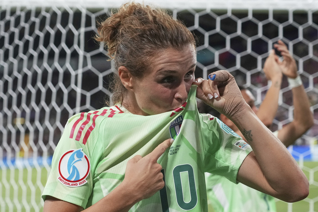Europei calcio femminile 2025, il 22 luglio Italia Inghilterra: orario e dove vederla Europei calcio femminile 2025, il 22 luglio Italia Inghilterra: orario e dove vederla
