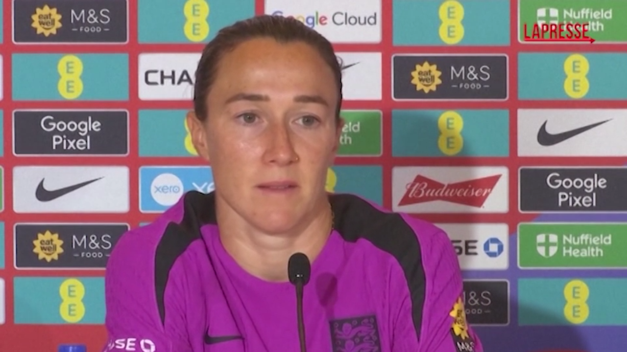 europei femminili calcio 2025 insulti razzisti a jess carter parlano le compagne dell8217inghilterra