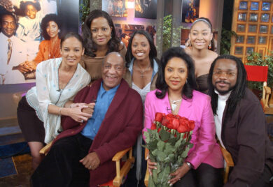Il Cast dei Robinson Sabrina Le Beauf, da sinistra, Tempest Bledsoe, Cosby, Keshia Knight Pulliam, Phylicia Rashad, Raven Symone e Malcolm-Jamal Warne