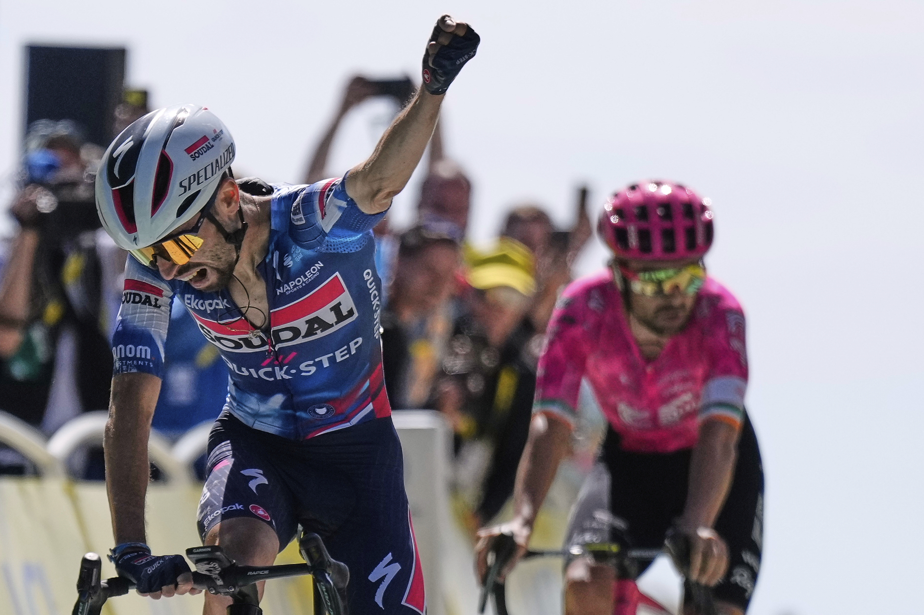 Tour de France 2025: testa a testa Pogacar Vingegaard sul Ventoux, vince Paret Peintre Tour de France 2025: testa a testa Pogacar Vingegaard sul Ventoux, vince Paret Peintre