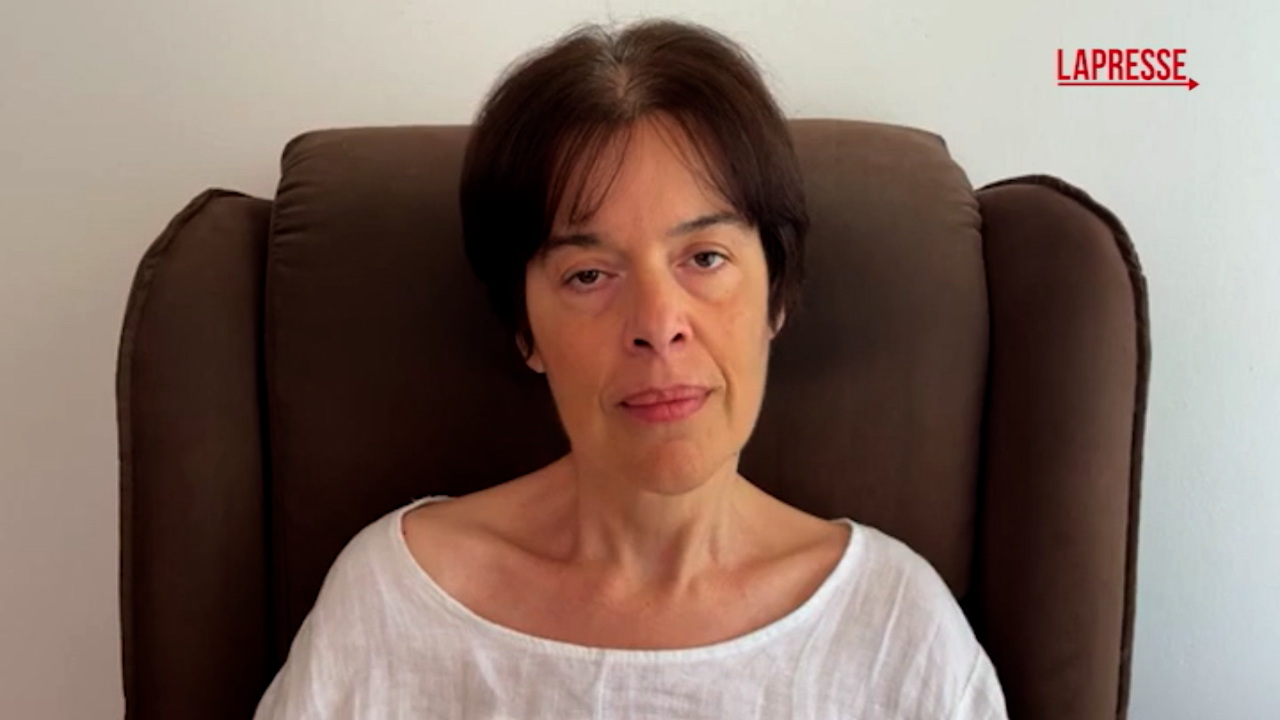 Suicidio assistito, morta Laura Santi: quando la giornalista parlava della legge regionale Liberi Subito Suicidio assistito, morta Laura Santi: quando la giornalista parlava della legge regionale Liberi Subito
