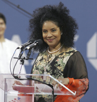 L'attrice Phylicia Rashad che ha interpretato Claire Olivia Hanks Robinson nella serie "I Robinson"