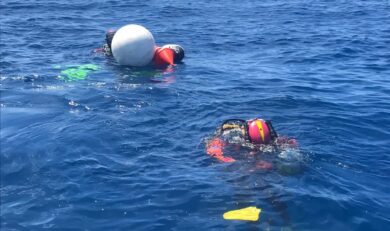 Peschereccio ribaltato al largo di Anzio, recuperato corpo del disperso