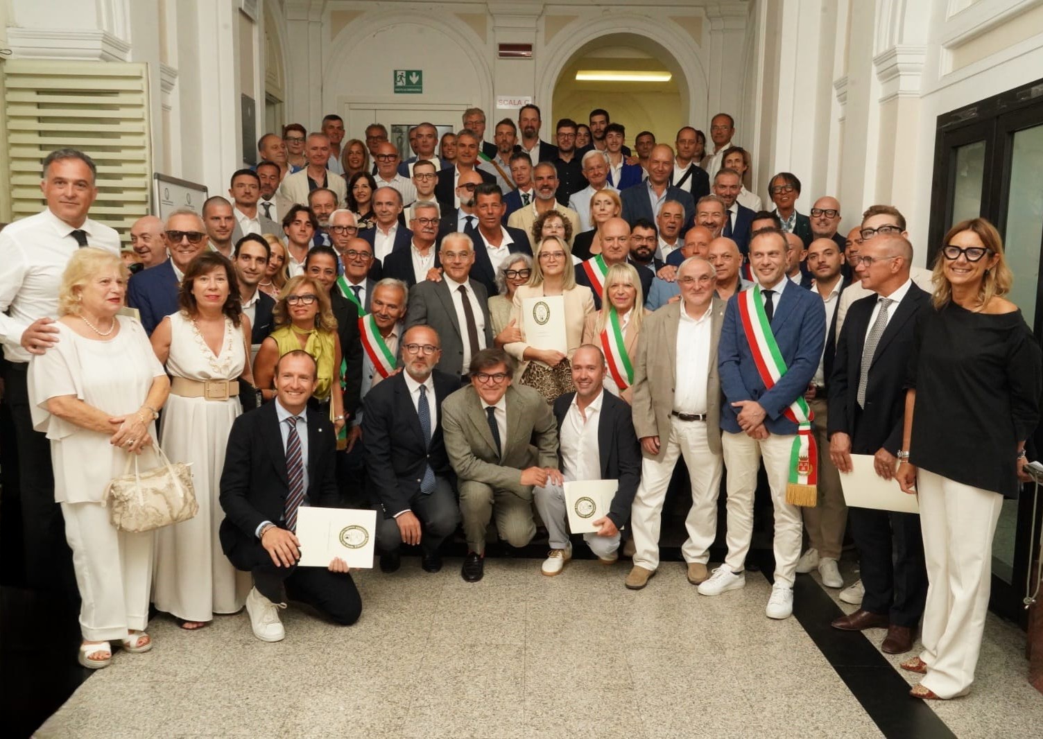 Marche, Consiglio: consegnati 43 nuovi encomi Marche, Consiglio: consegnati 43 nuovi encomi