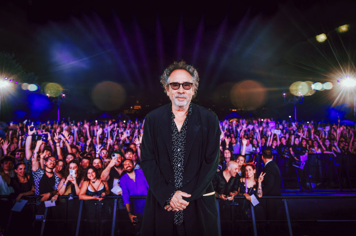 Galleria foto 'Tim Burton e Ghali al Lido Mercoledì a Roma dedicato alla piccola di Casa Addams' - foto 7