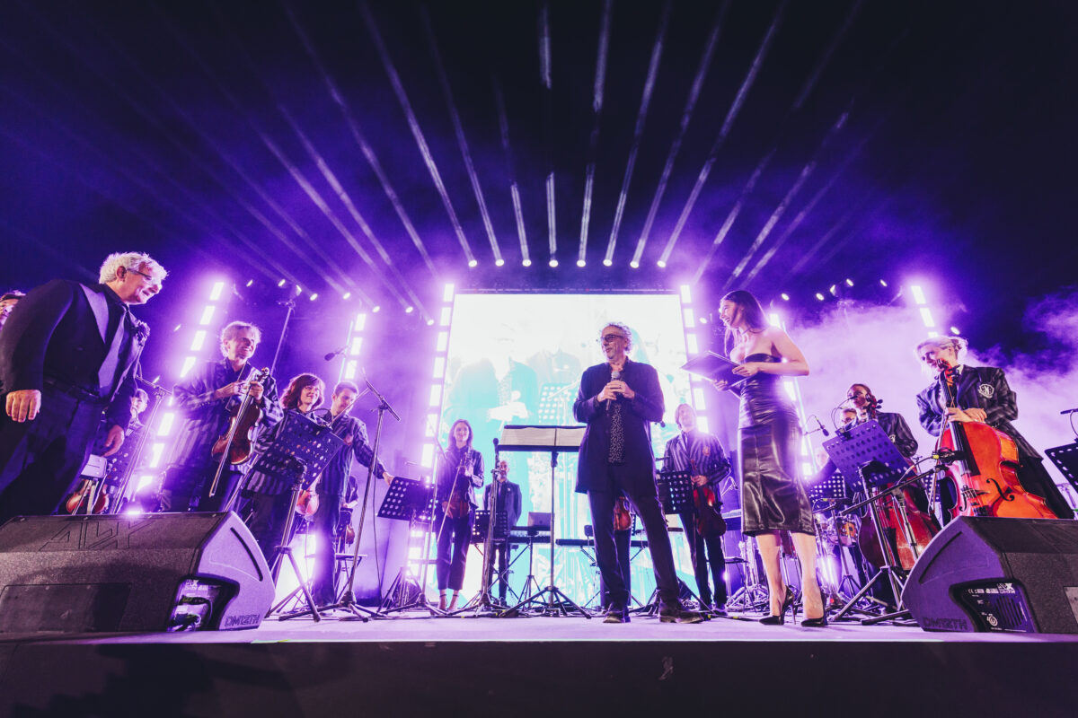 Galleria foto 'Tim Burton e Ghali al Lido Mercoledì a Roma dedicato alla piccola di Casa Addams' - foto 5