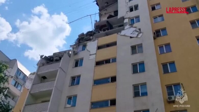 Russia, esplosione in edificio dopo fuga di gas: 3 morti tra cui un bambino