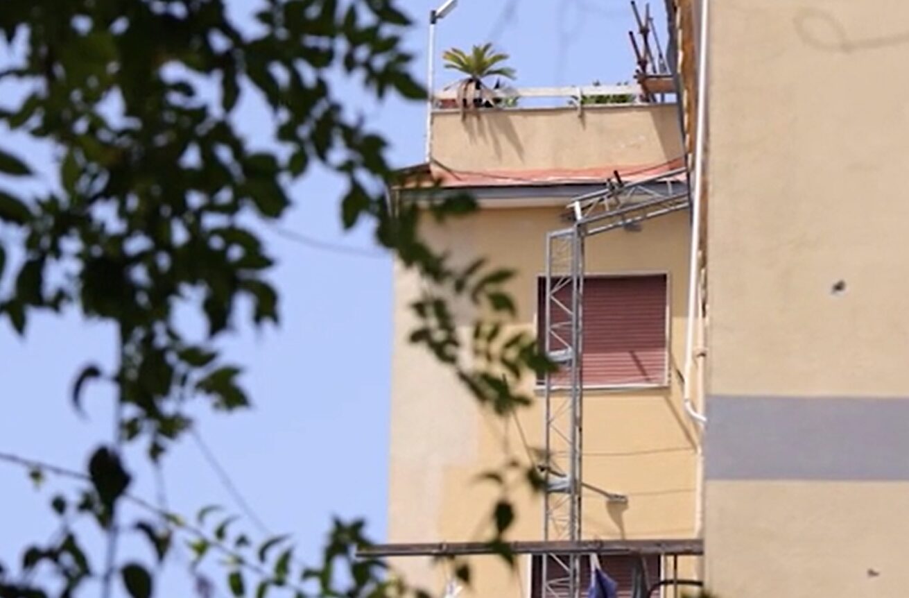 operai morti a napoli le prime indagini due di loro lavoravano in nero