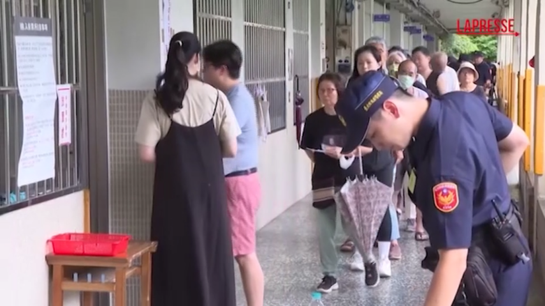 Taiwan al voto, code ai seggi per elezioni contro il Partito Nazionalista dell'opposizione