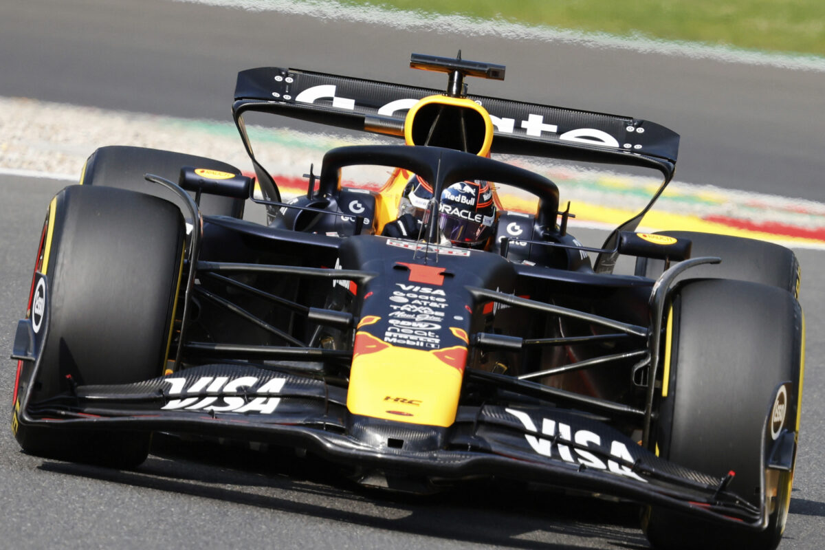 Formula 1, Gp Belgio 2025: Verstappen vince sprint. Domani la gara: orari e dove vederla