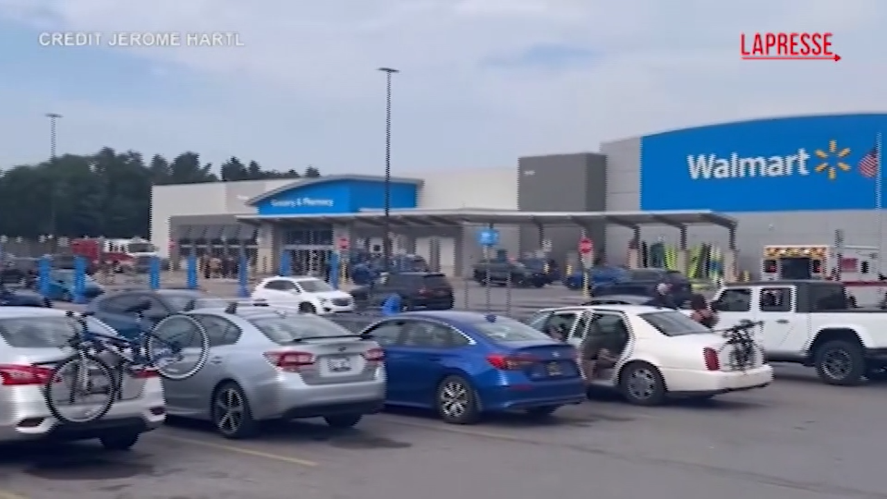 michigan accoltellamento da walmart almeno 11 feriti