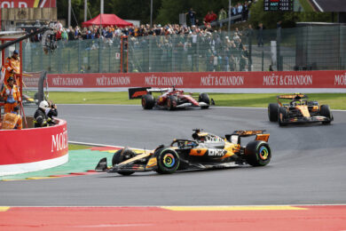 F1, Gp Belgio 2025: vince Piastri davanti a Norris. Leclerc terzo, Hamilton settimo