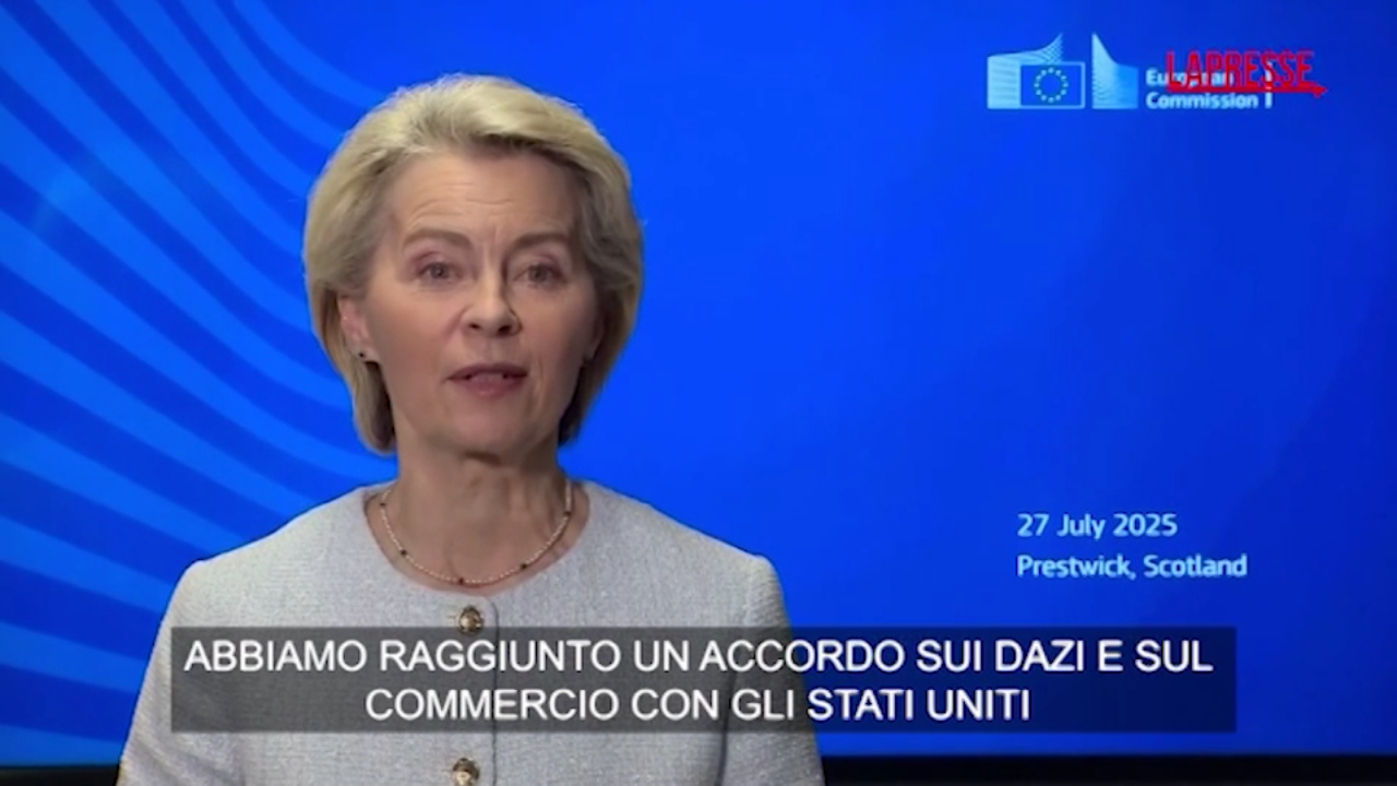 Dazi, Von der Leyen: "Accordo Ue Usa crea certezza in tempi incerti" Dazi, Von der Leyen: "Accordo Ue Usa crea certezza in tempi incerti"