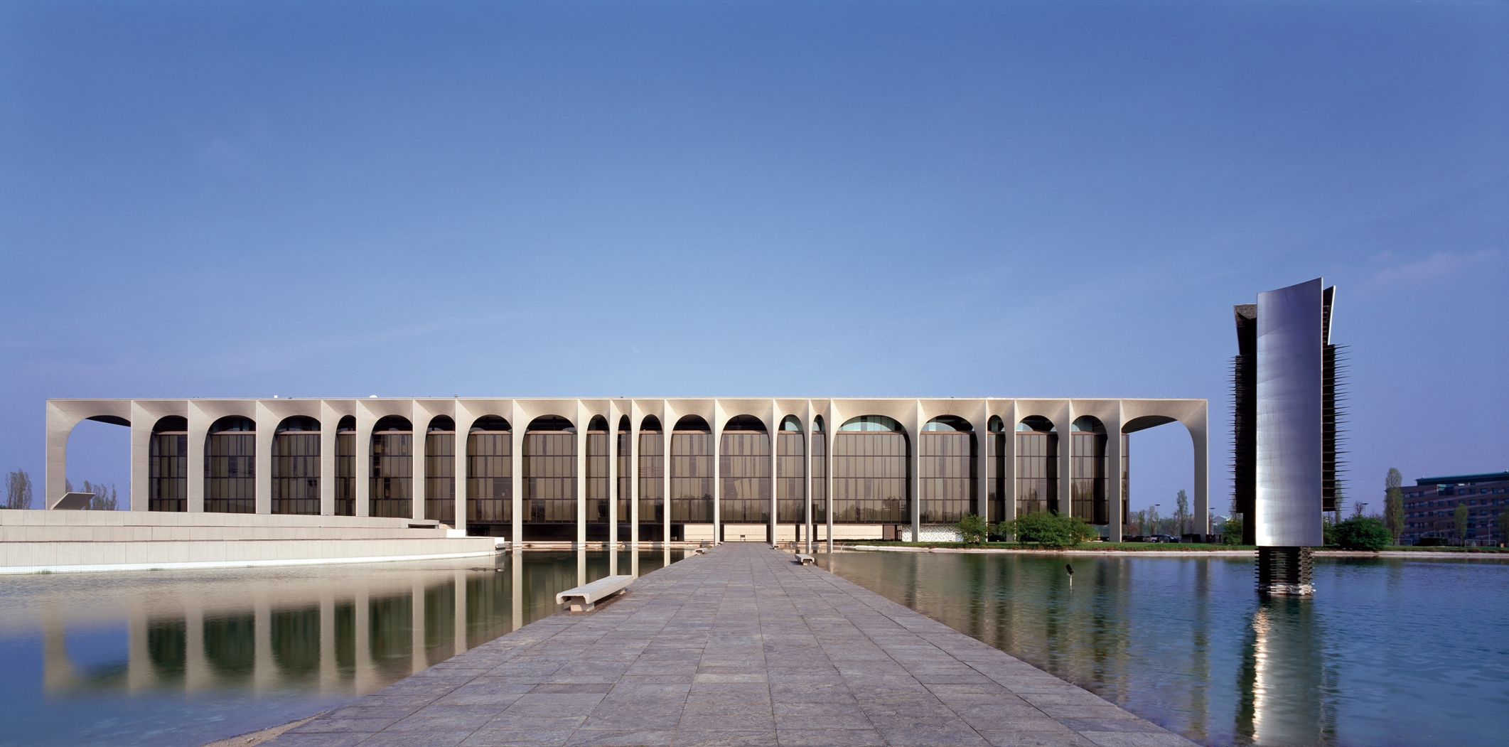 Mondadori prende il 20% di Molly Bloom