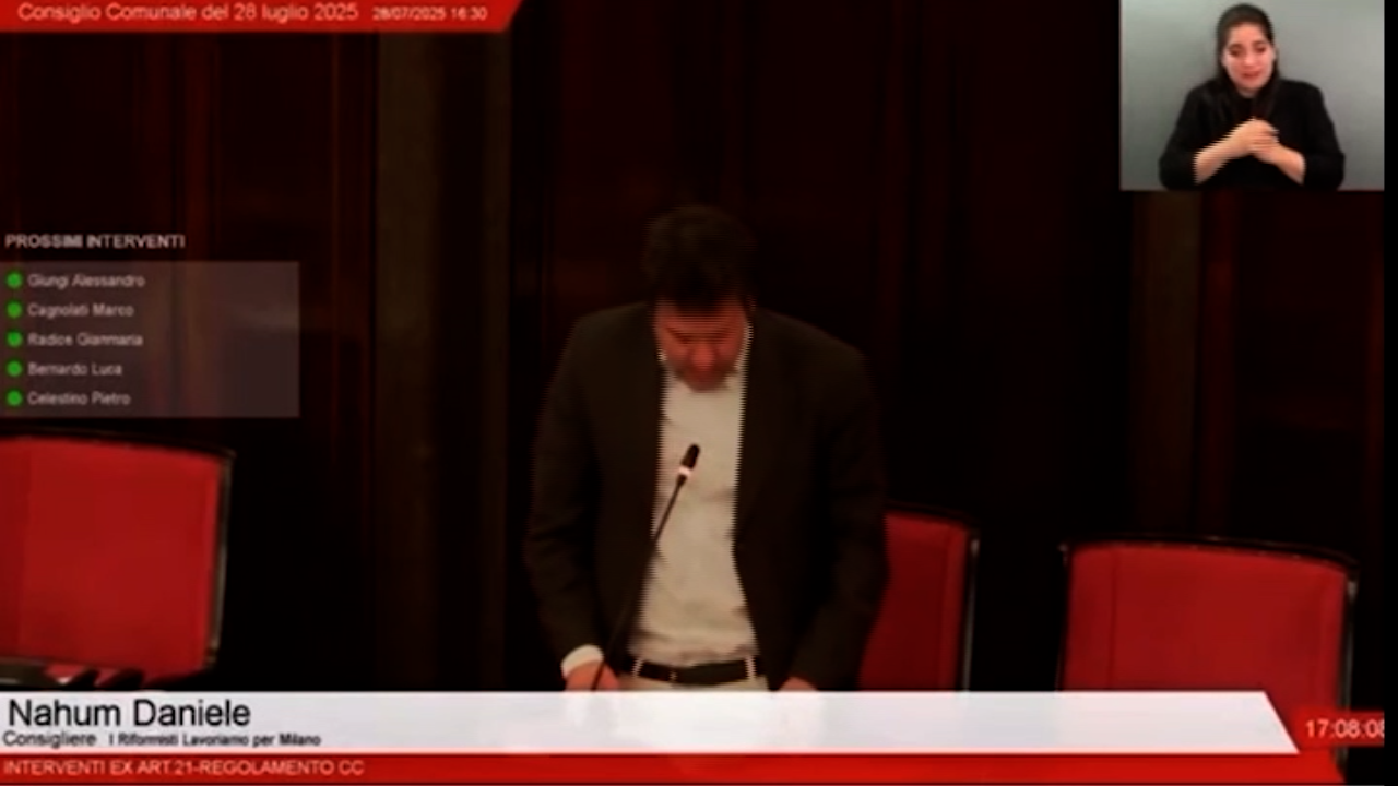 ebrei picchiati in autogrill daniele nahum in consiglio comunale con la kippah
