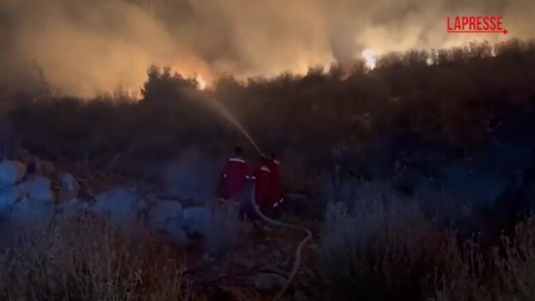 Albania, gli incendi bruciano migliaia di ettari di foreste