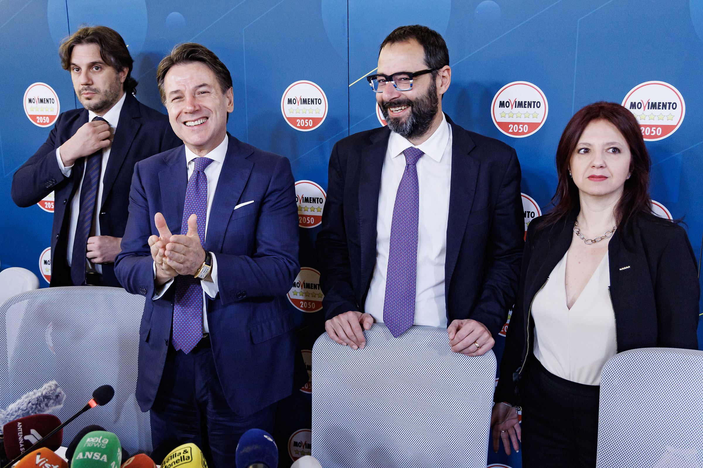Dl Economia, M5s: “Maggioranza ritira emendamento su interinali, nostra vittoria” Dl Economia, M5s: “Maggioranza ritira emendamento su interinali, nostra vittoria”