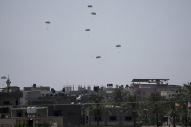 Gaza, le notizie del 30 luglio in diretta. Meloni sente Netanyahu: “Situazione ingiustificabile, stop ostilità”