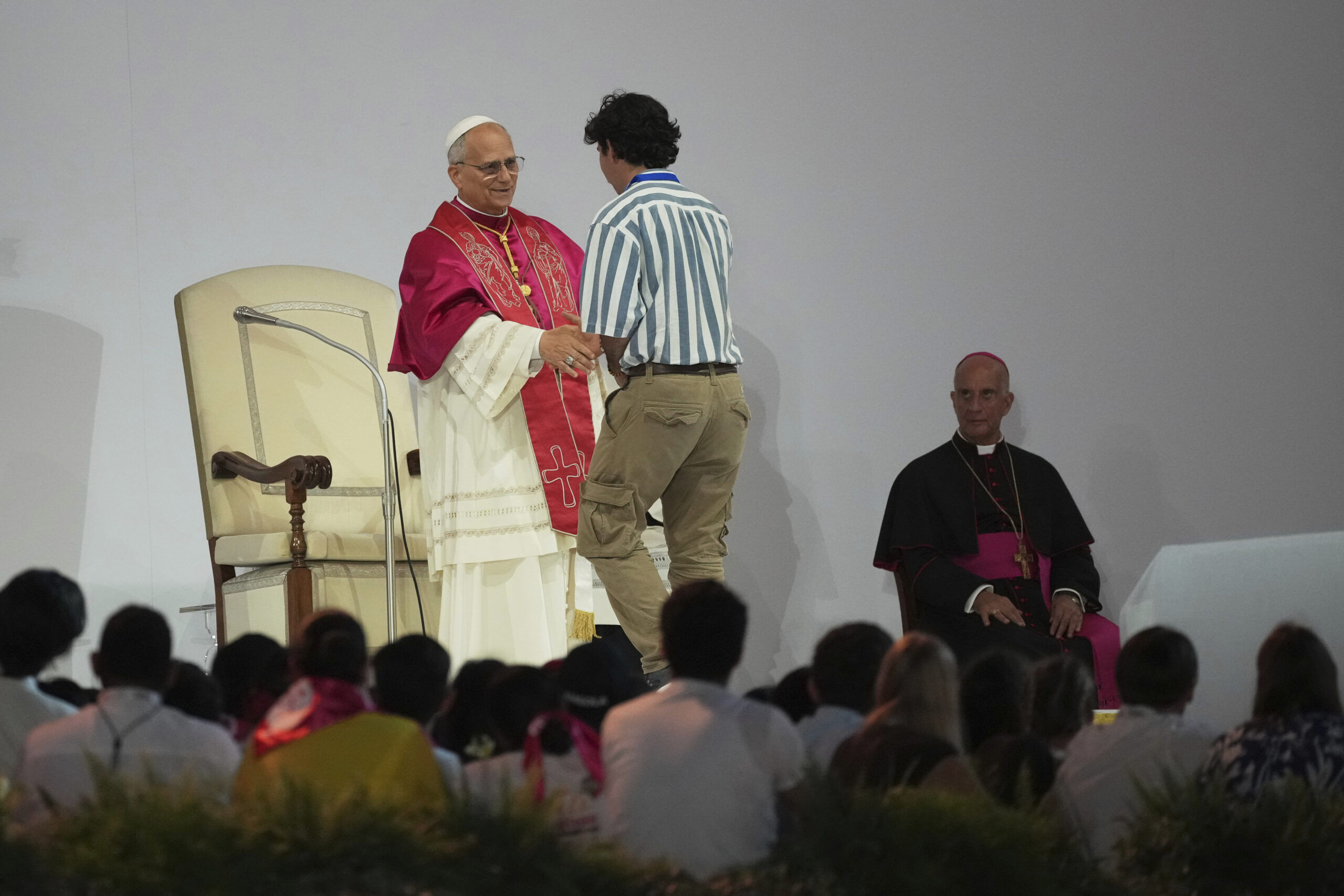 Giubileo dei Giovani, quasi un milione di pellegrini a Tor Vergata. Leone XIV: “Amicizia strada per la pace” Giubileo dei Giovani, quasi un milione di pellegrini a Tor Vergata. Leone XIV: “Amicizia strada per la pace”