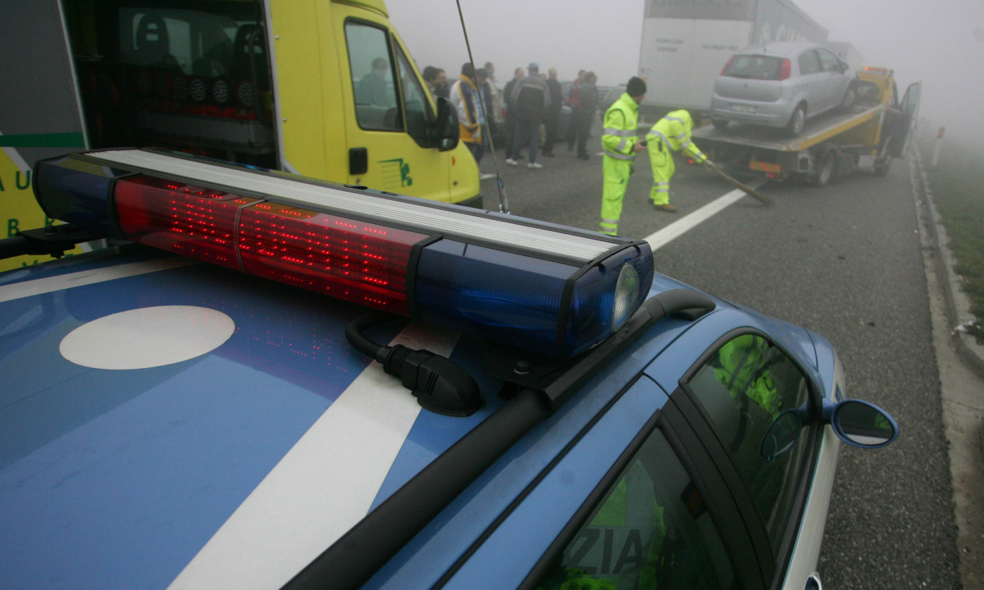 padova scontro tra due furgoni sull8217a13 un morto