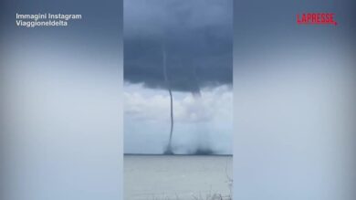 Delta del Po, doppia tromba marina al largo di Po di Goro