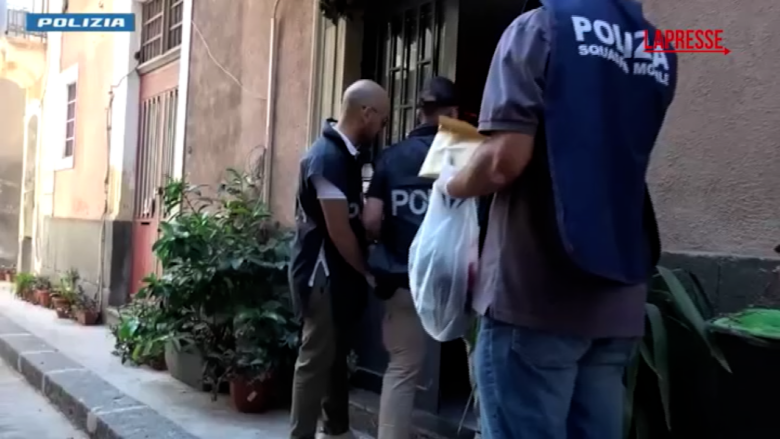 Catania, prostituzione in centro: sequestrato appartamento