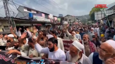 Pakistan, in Kashmir manifestazione anti-India contro lo status della regione